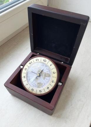 Годинник настільний у скриньці компас світовий час подарункових д1 фото