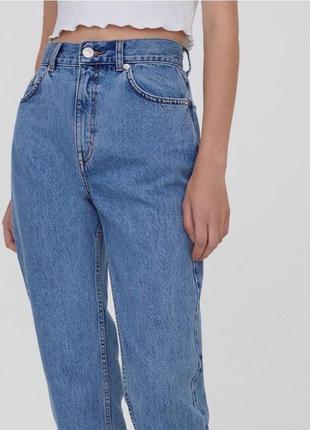 Стильные плотные джинсы мом5 фото