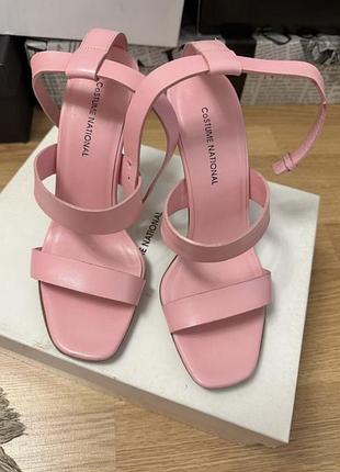 Басаножки costume national