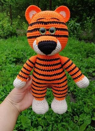 Тигренок. тигр. вязаный тигр.