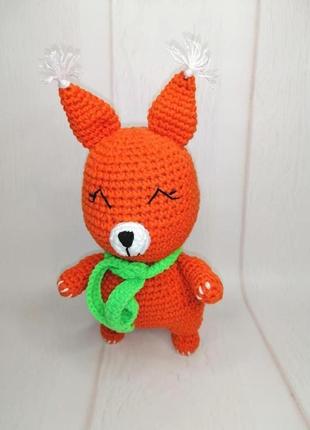 Белочка. вязаная игрушка белка.