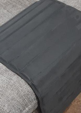 Шкіряний підставка килимок-накладка на підлокітник "пума"2 фото