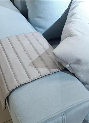 Шкіряний підставка килимок-накладка на підлокітник дивана "світло сірий"10 фото