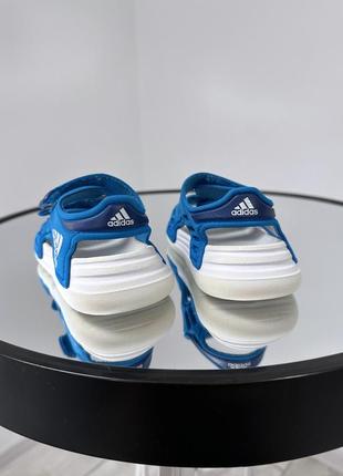 Легкие и всегда актуальные босоножки adidas3 фото