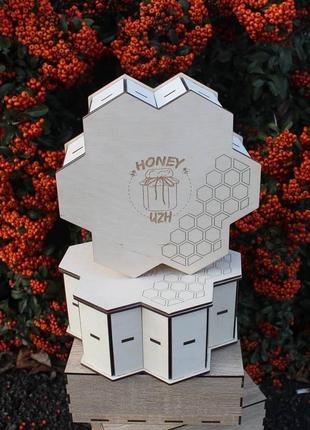 Коробка деревянная для баночек соты