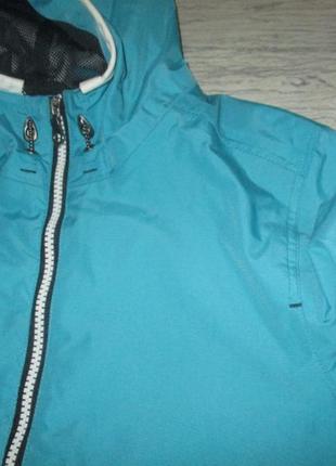 Клевенькая блакитна куртка фірми tribord на 12 років2 фото