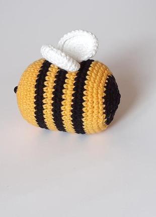 Вязаная пчелка, вязаная игрушка3 фото