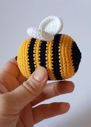 Вязаная пчелка 3