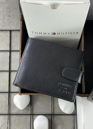 Подарунковий набір tommy hilfiger (ремінь + гаманець)3 фото