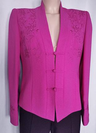 Яркий розовый жакет в ащейском воскическом стиле винтаж