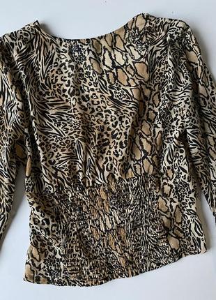 Трендова  блузка в леопардовий принт7 фото
