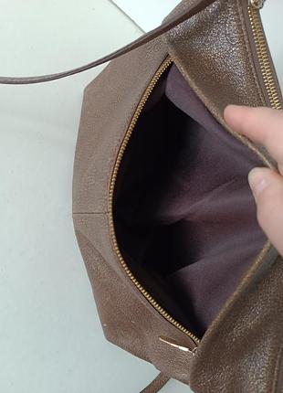 Стильная кожаная бронзовая сумка сумочка через плечо кросс боди шопер на молнии4 фото