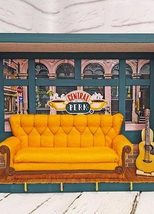 Румбокс в виде ключницы "central perk", сериал "друзья"