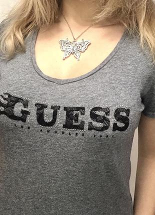 Серая футболка guess4 фото