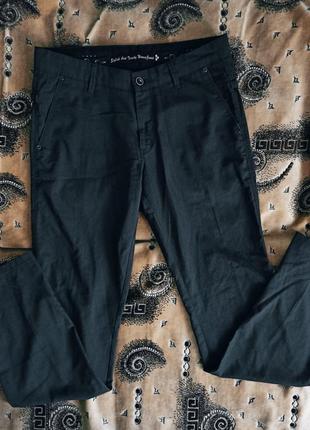 Черные джинсики(брючки) 48-50р