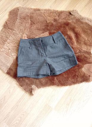 Шорти
