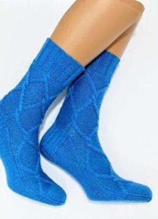 Жіночі в'язані шкарпетки з напіввовняної пряжі1 фото