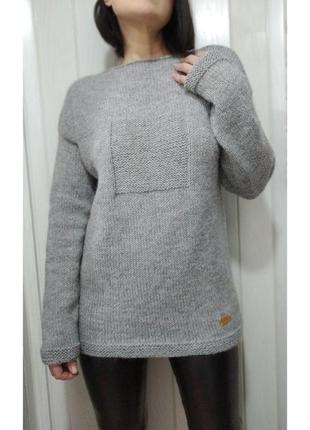 Женский вязаный свитер1 фото