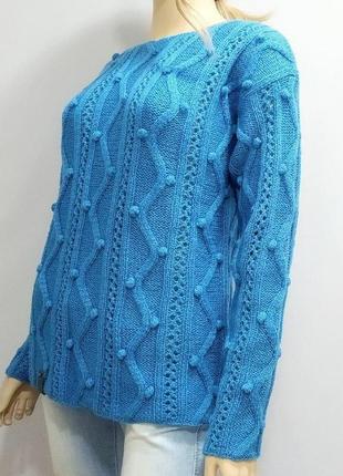 Жіночий в'язаний светр