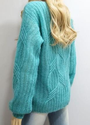 Жіночий в'язаний светр з мохеру4 фото
