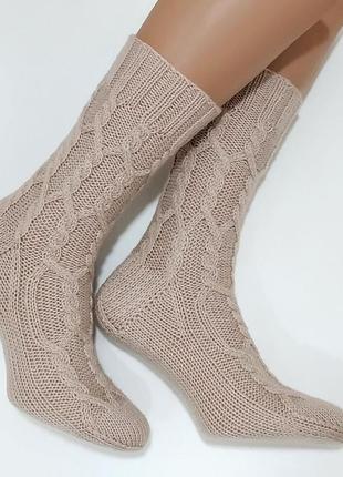 Женские вязаные носки из полушерстяной пряжи