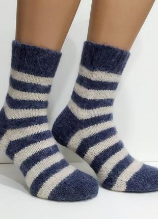 Вязаные женские носки из пряжи с альпакой5 фото