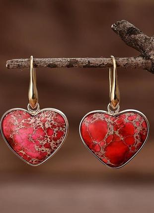 Сережки «червоне серце» з натурального каменю яшми.3 фото