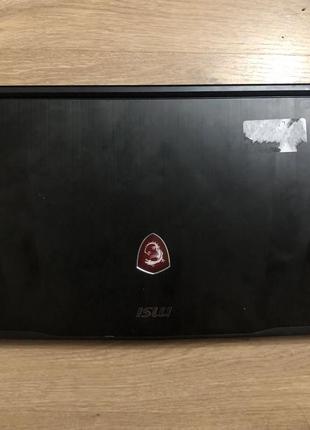 Ноутбук msi ms-16jb (зломана петля)