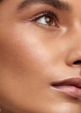 Кремовый хайлайтер в стеку westman atelier оттенок nectar