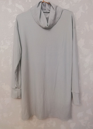 Стильне плаття в рубчик з довгим рукавчиком