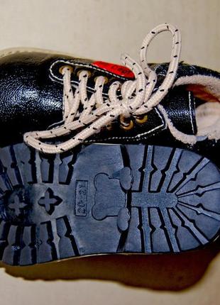 H & m bb dept. - відмінні дитячі демісезонні черевики укнисекс шведського бренду2 фото