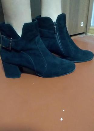 Ботинки р-р 38