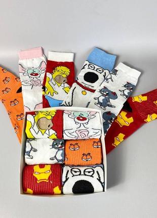 Набір жіночих шкарпеток 36-41 6 пар з мультяшним малюнком у подарунковій коробці2 фото