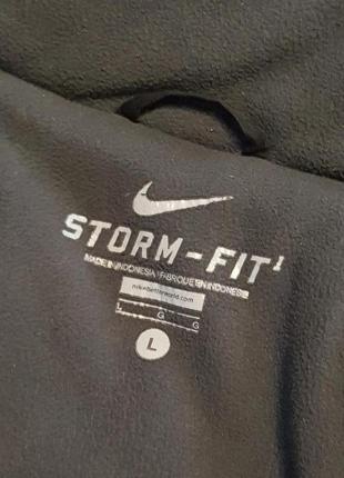 Оригинал.фирменная,спортивная,мужская,теплая куртка nike tsn storm-fit5 фото