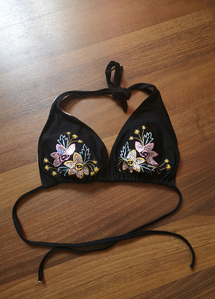 Ліф від купальника