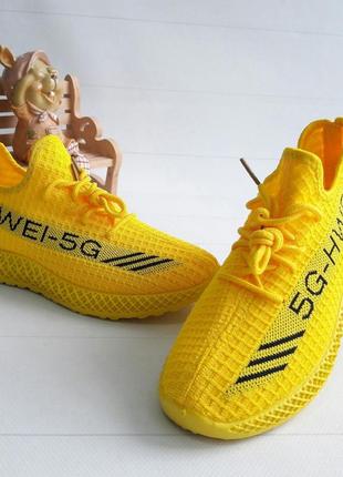 Кросівки чоловічі легенькі