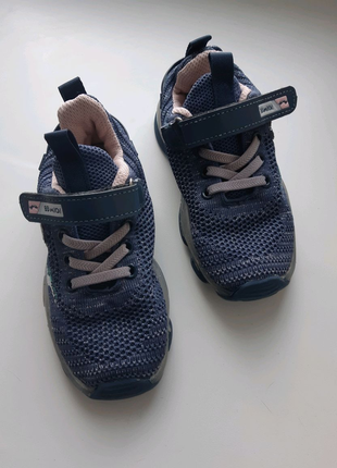 Кросівки для дівчинки