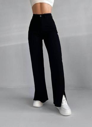 Женские джинсы-трубы с разрезами3 фото