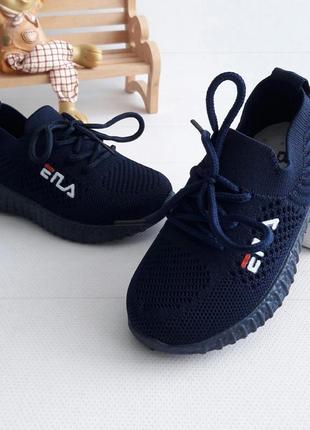 Кроссовки легкие на лето