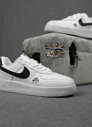 Чоловічі кросівки nike air force 1 білі з чорним низькі | smb