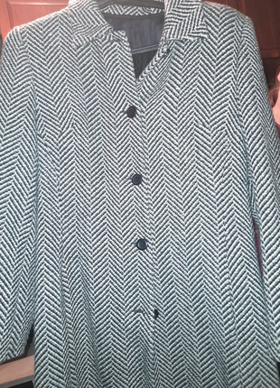 Жіноче пальто