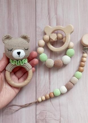 Подарочный набор для малыша, погремушка мишка, грызунок прорезыватель и держатель2 фото