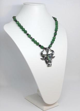 Бусы "нефритовый бык"