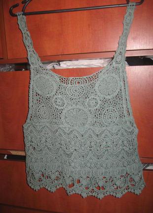 Топ мереживом темна м'ята