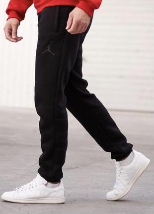 Спортивные тёплые базовые штаны на манжете jordan/ nike/ на флисе/ спортивные брюки/6 фото