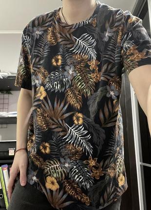 Мужская футболка Colin's с растительным тропическим принтом (размер xl)1 фото