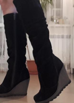 Чоботи б/у р. 37, натуральний замш, натуральне хутро