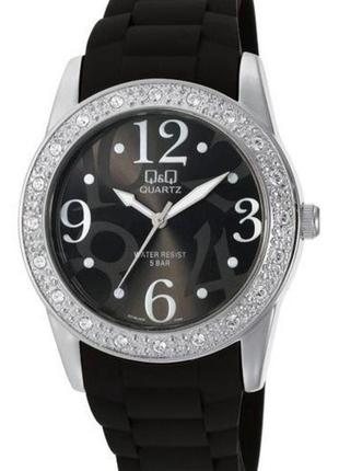 Жіночий наручний годинник q&q q738-305 [q738 j305]