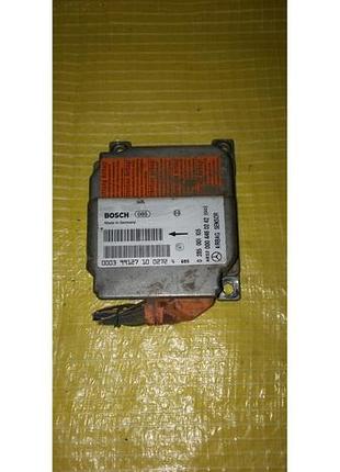 Блок управления подушками безопасности 0004460242 mercedes vito 638