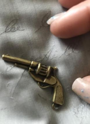Підвіска з бронзи